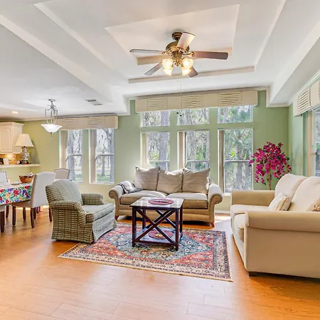 Swim, Golf And Relax Family Gem In North Fort Myers
